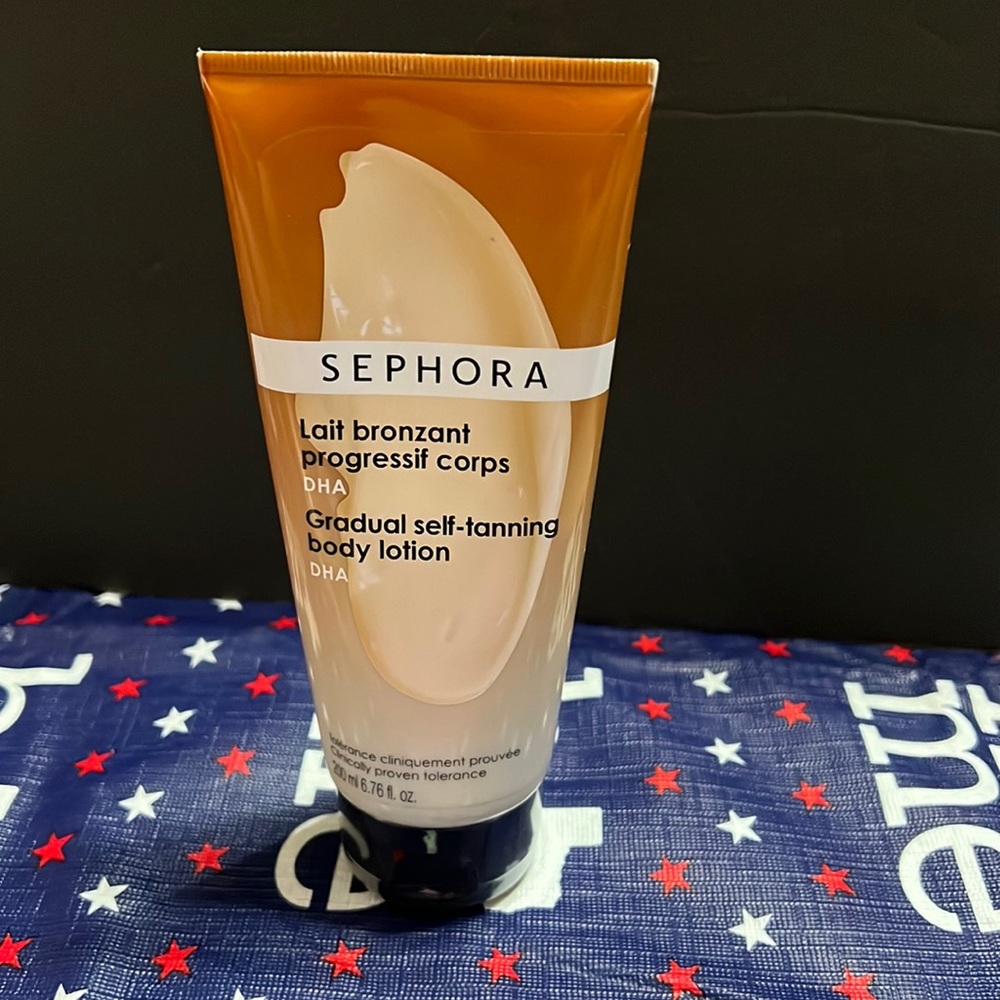 New Sephora Gradual Self Tanning Body Lotion